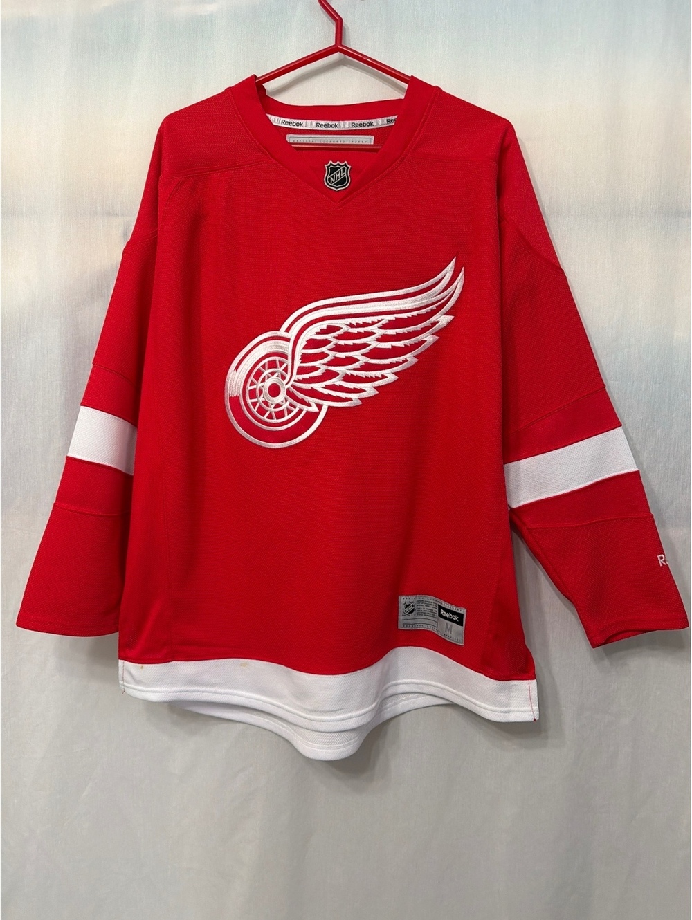 Reebok NHL Detroit Red Wings Hockey Jersey Men's Medium